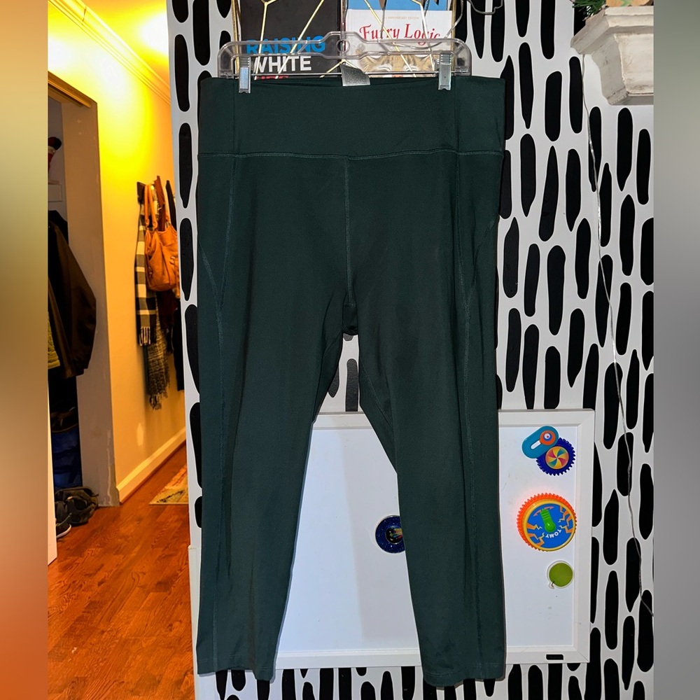 Girlfriend Collective - Moss Compressive High-Rise Legging - NWOT